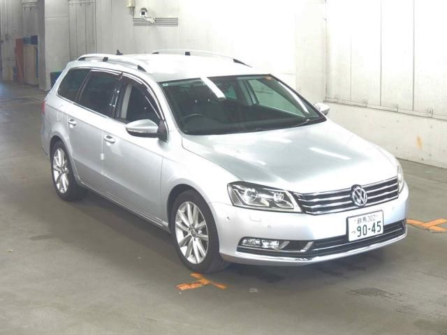 2014 Volkswagen VW パサート ヴァリアントTSIハイライン BMT Japan auction vehicle