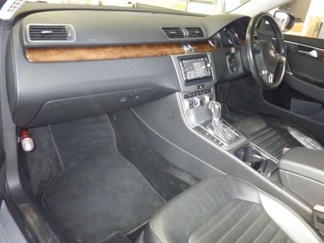 2014 Volkswagen VW パサート ヴァリアントTSIハイライン BMT auction photo 2