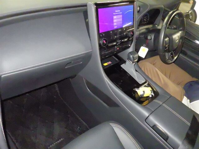 2025 Toyota Alphard Z auction photo 3
