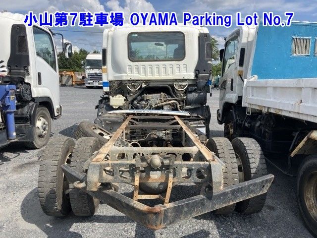 2013 Isuzu Forward chassis auction photo 2