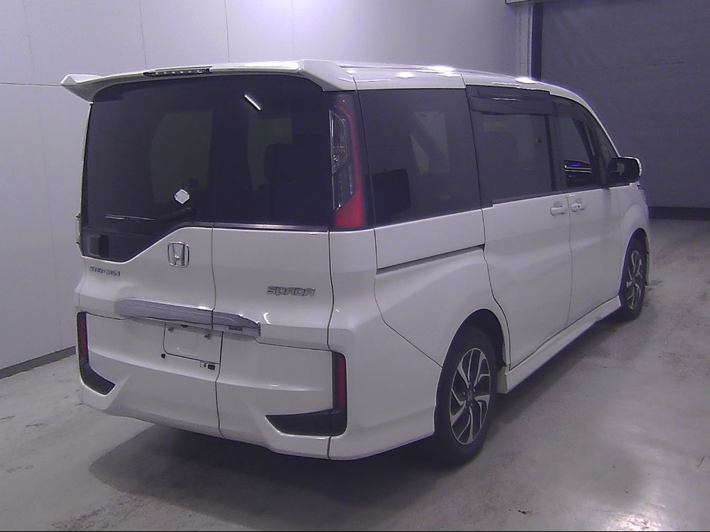 2021 Honda Stepwgn Honda Sensing (7 seats) auction photo 2