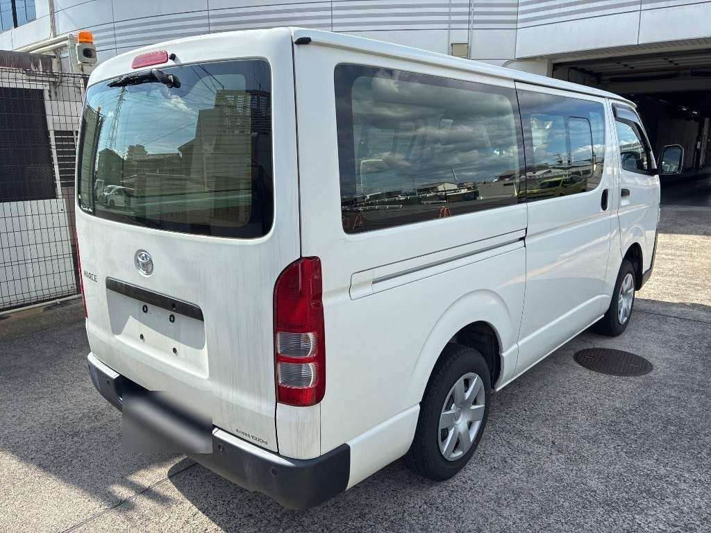 2021 Toyota Hiace Long Just Low DX auction photo 2