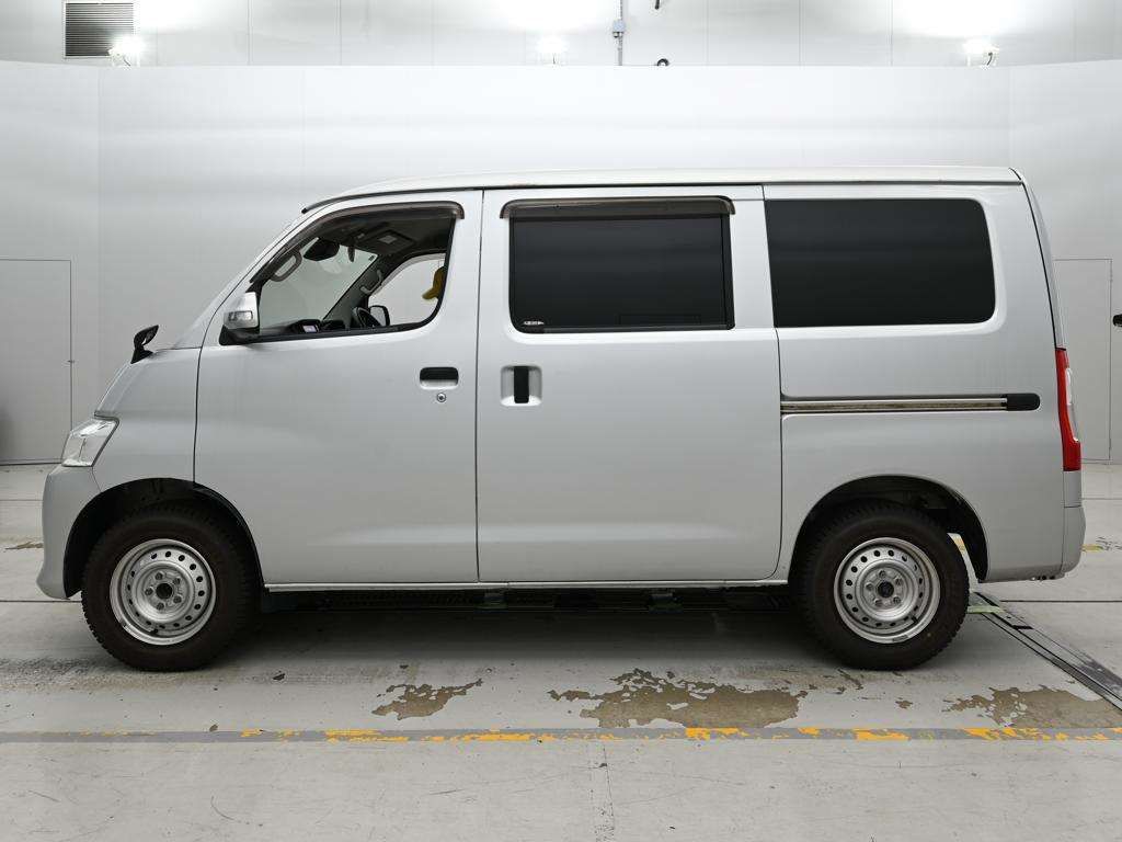 2021 Toyota TownAce Van GL auction photo 4