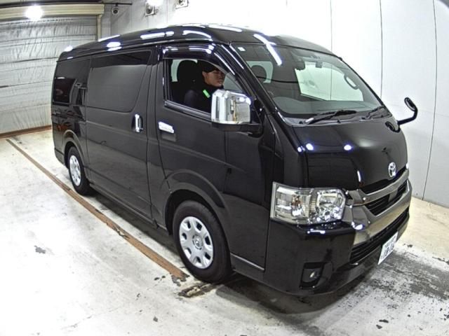 2025 Toyota Hiace Super GL Dark Prime II Japan auction vehicle