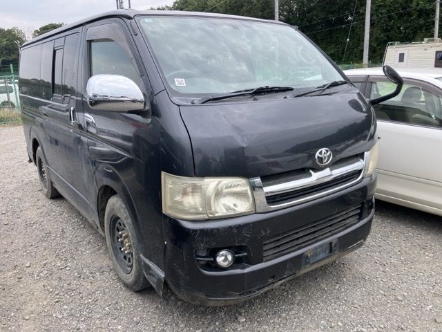 2006 Toyota Hiace Japan auction vehicle