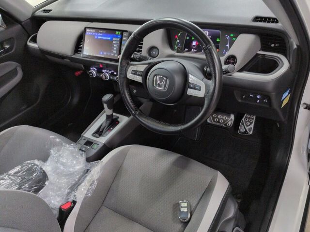 2021 Honda Fit EHEVクロスター auction photo 3