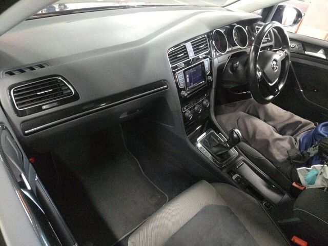 2013 Volkswagen ゴルフ TSIハイライン auction photo 3