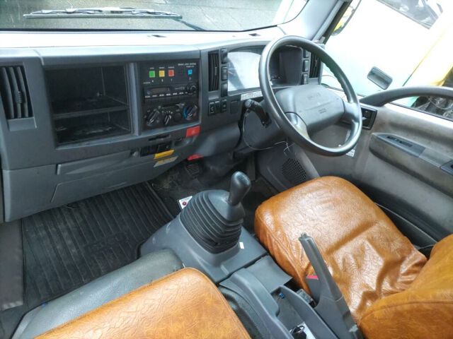 2009 Isuzu Elf auction photo 3