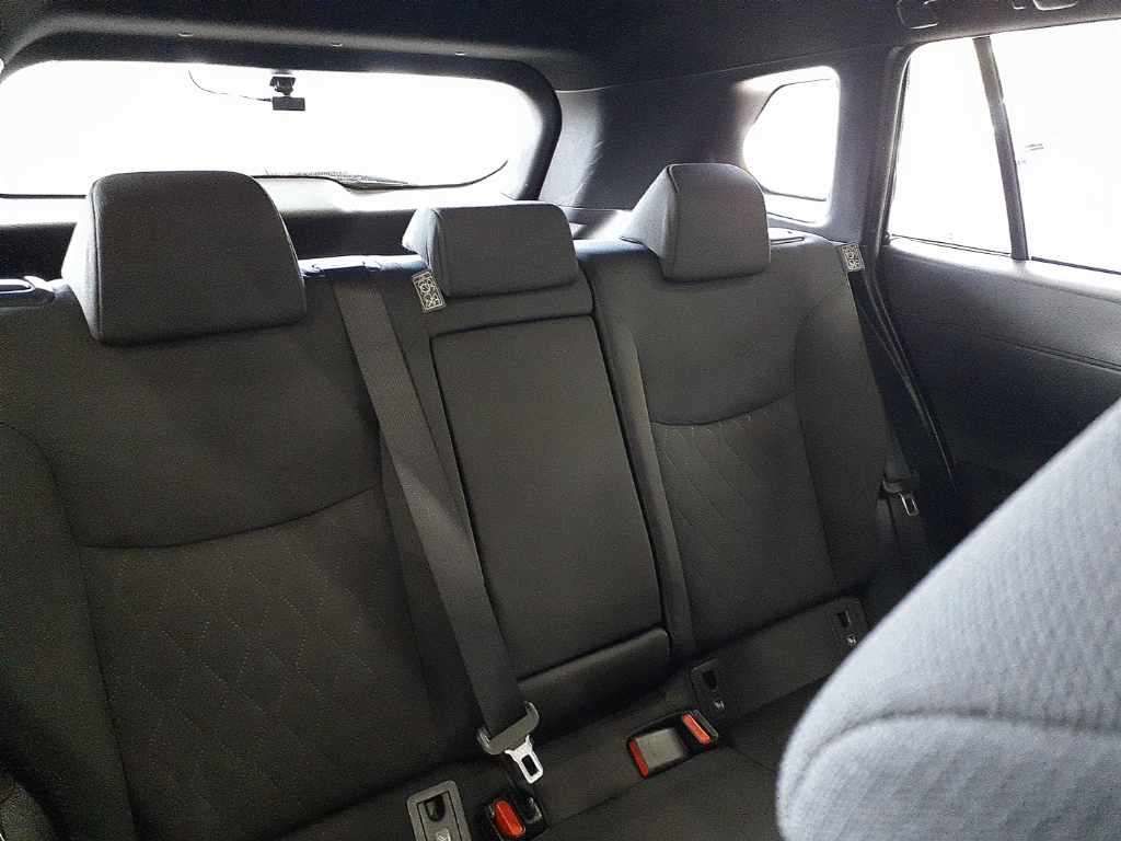 2022 Toyota Corolla Cross S auction photo 11