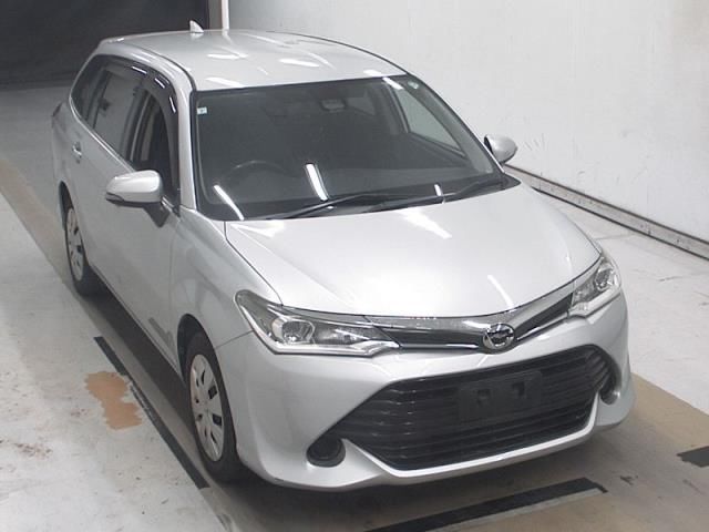 2015 Toyota Corolla Fielder 1.8S Japan auction vehicle