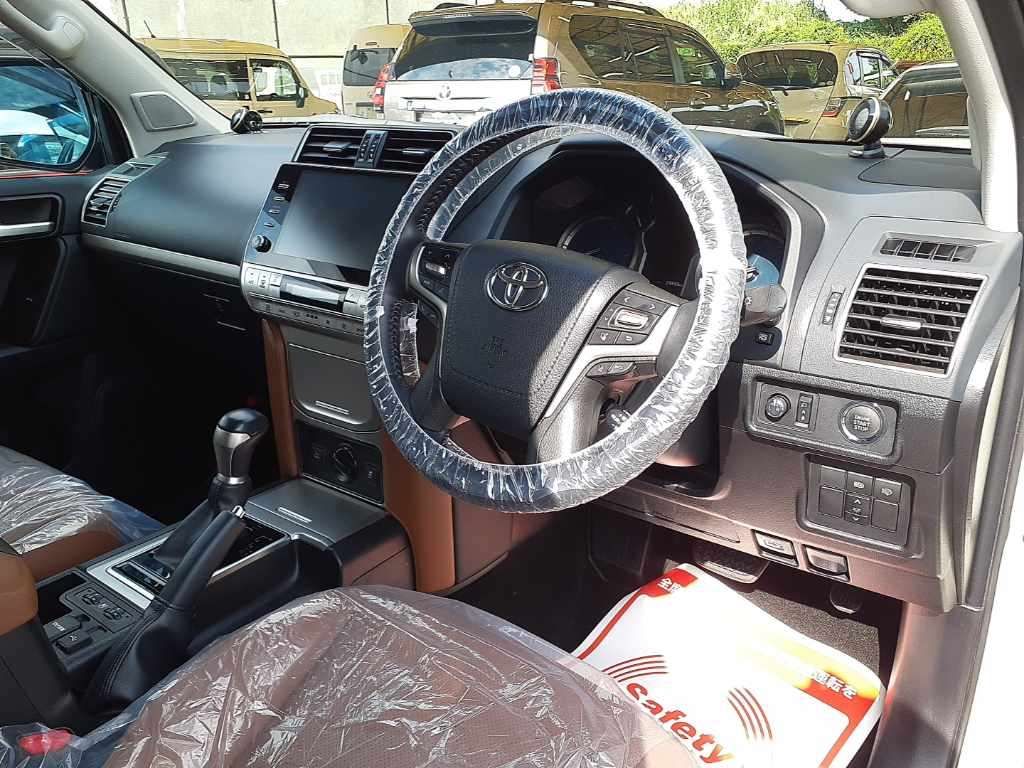 2021 Toyota Land Cruiser Prado TX Lパック70thアニバ 4WD auction photo 9