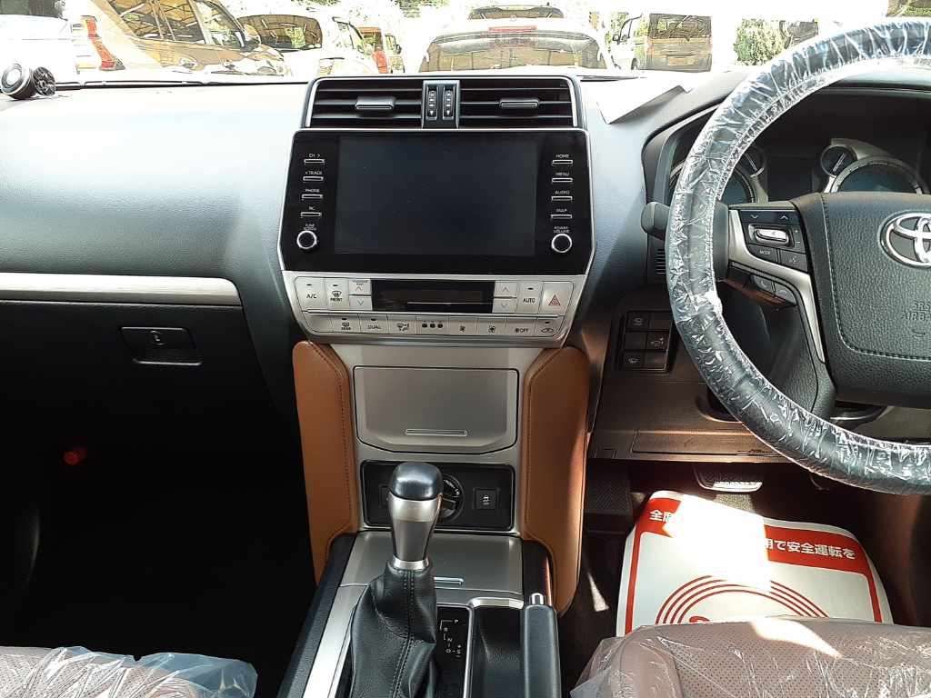 2021 Toyota Land Cruiser Prado TX Lパック70thアニバ 4WD auction photo 11