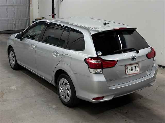 2023 Toyota Corolla Fielder Hybrid EX auction photo 2