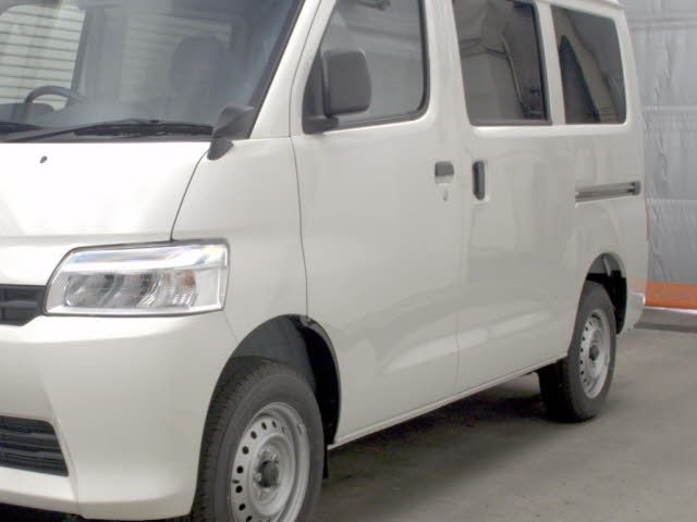 2026 Toyota タウンエースV 4WD GL auction photo 4