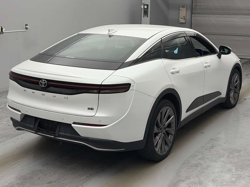 2023 Toyota Crown Crossover Gアドバンスド・レザーハ 4WD auction photo 2