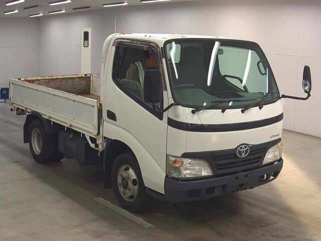 Japan Auction Vehicles 8 2008 Toyota Dyna auction photo