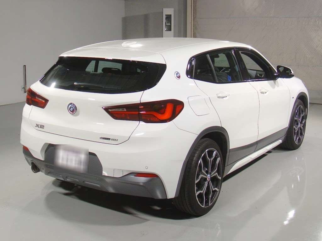 2022 BMW X2 sDrive 18i M Sport X auction photo 2