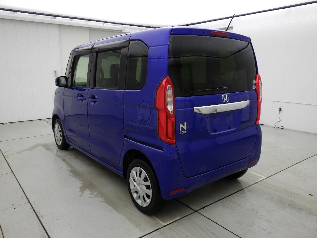 2018 Honda N-BOX 4WD G Lホンダセンシング auction photo 5