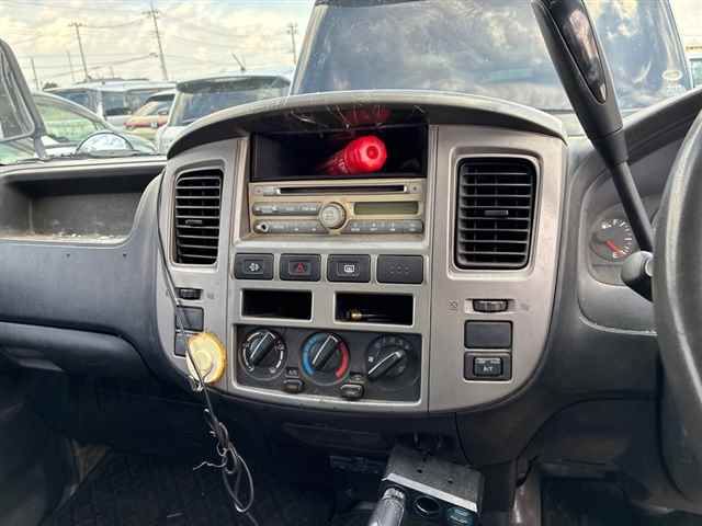 2008 Nissan Caravan auction photo 6
