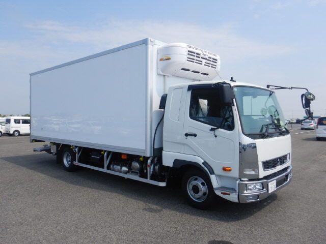 2026 Mitsubishi Fuso Fighter 2.1 tons Refrigerated Japan auction vehicle