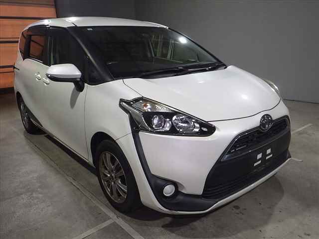 2015 Toyota Sienta G auction photo 3