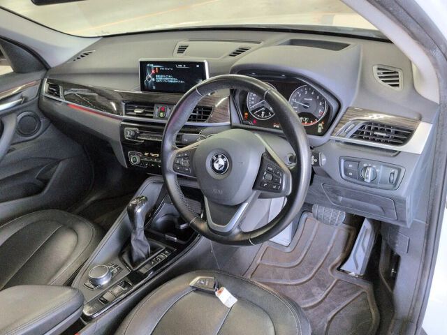 2017 BMW X1 SDRIV18I X-Line auction photo 3