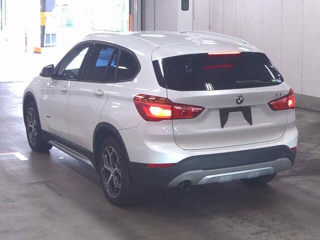 2017 BMW X1 SDRIV18I X-Line auction photo 2