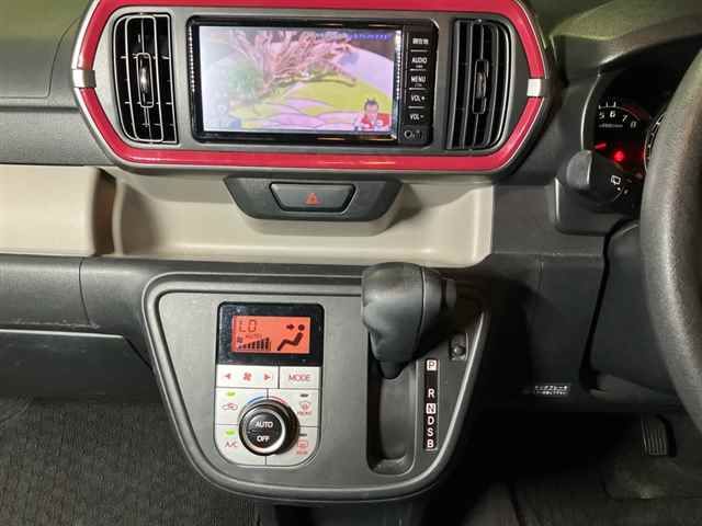 2018 Toyota Passo モーダS auction photo 6