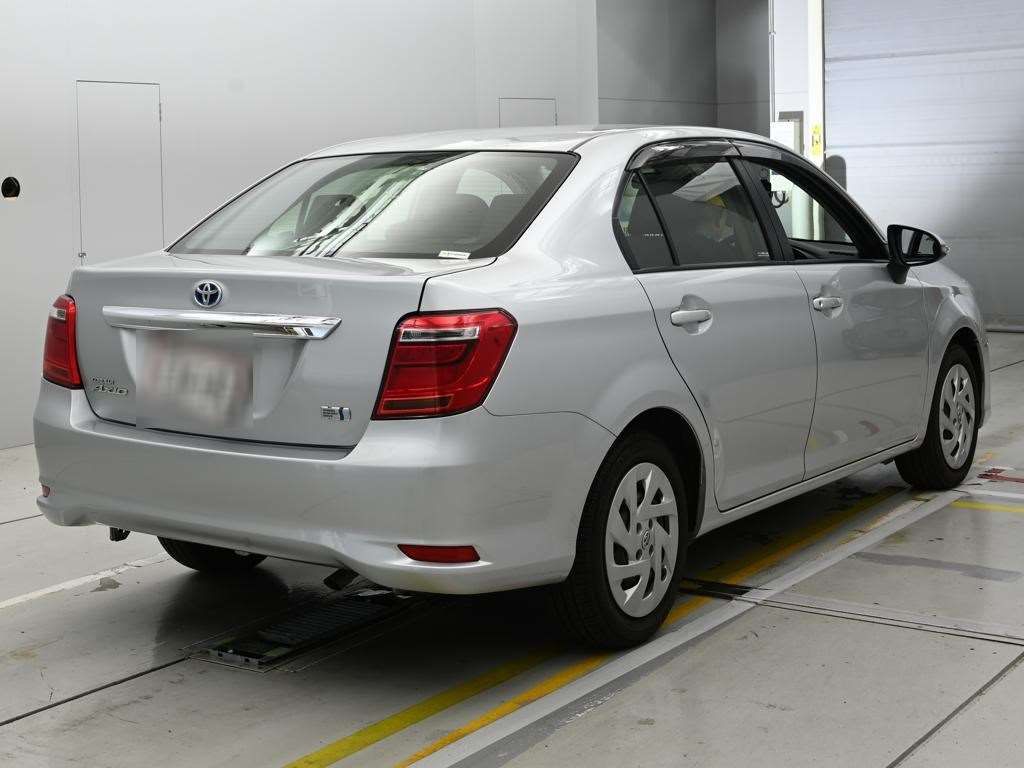 2021 Toyota Corolla Axio ハイブリッド EX auction photo 2