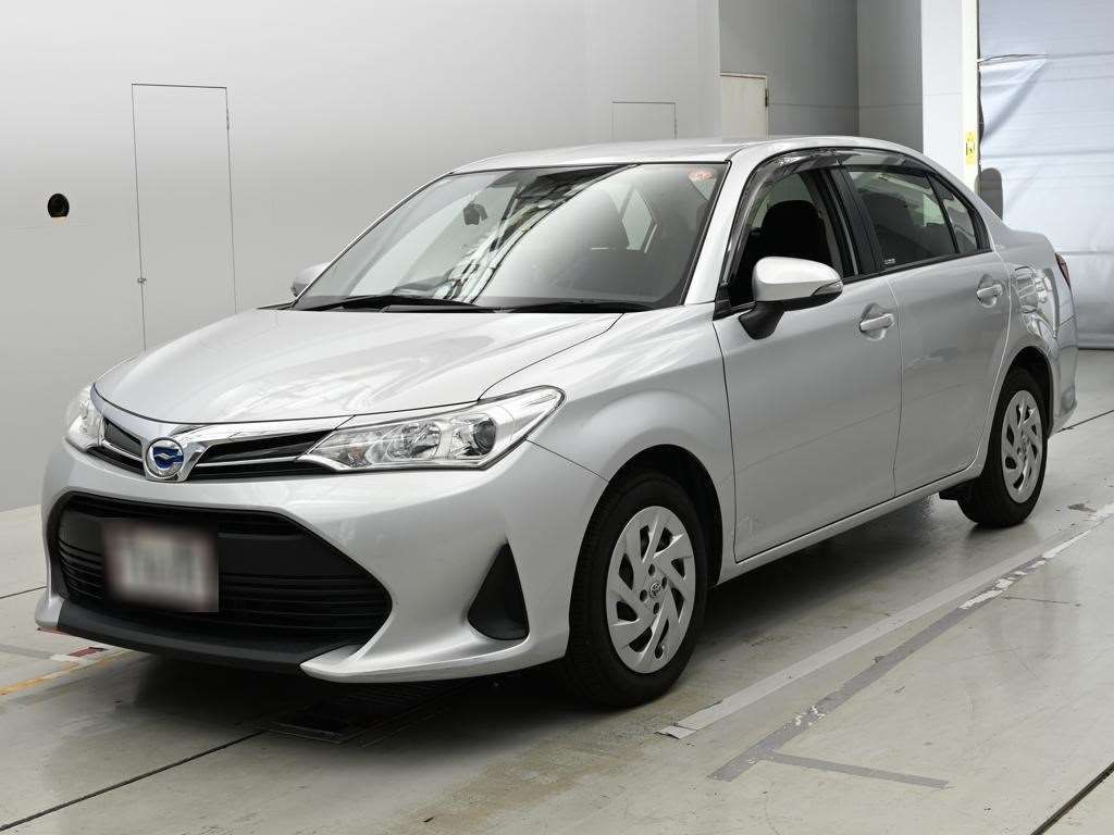 2021 Toyota Corolla Axio ハイブリッド EX Japan auction vehicle