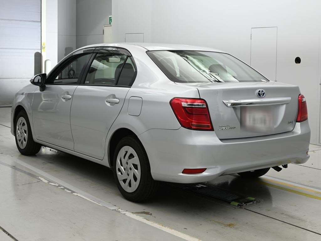 2021 Toyota Corolla Axio ハイブリッド EX auction photo 6