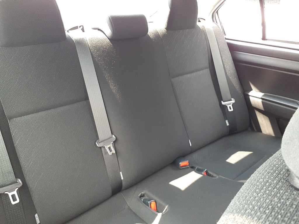 2021 Toyota Corolla Axio ハイブリッド EX auction photo 11