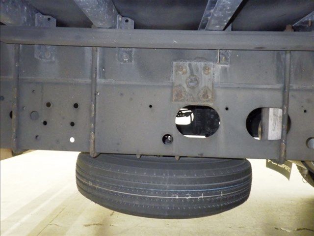 2019 Isuzu Forward Wing auction photo 5