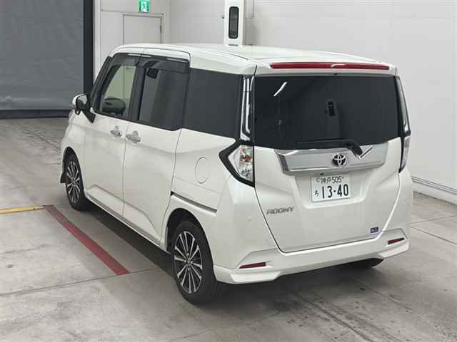 2025 Toyota Roomy カスタムG-T auction photo 2