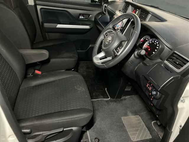 2025 Toyota Roomy カスタムG-T auction photo 7
