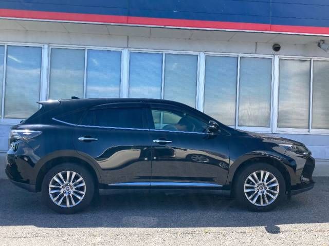 2015 Toyota Harrier プレミアム auction photo 2