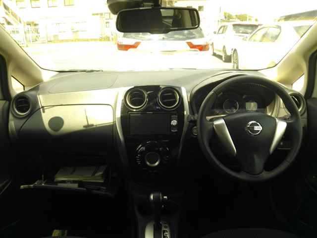 2015 Nissan Note X DIG-Sエアロスタイル auction photo 8