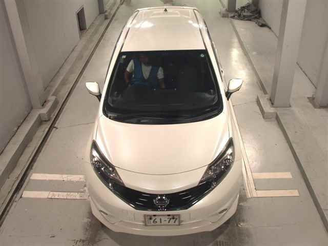 2015 Nissan Note X DIG-Sエアロスタイル auction photo 6