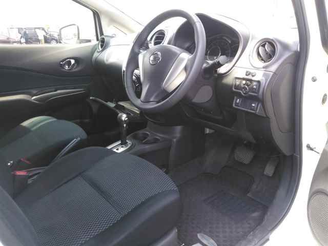 2015 Nissan Note X DIG-Sエアロスタイル auction photo 3