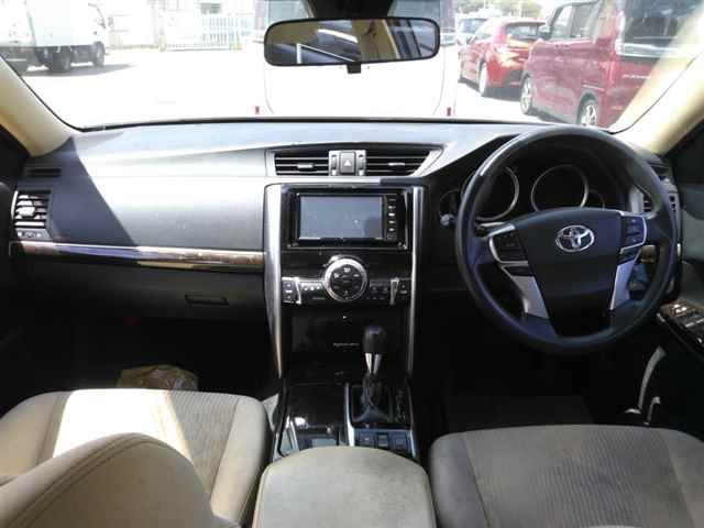 2017 Toyota Mark X auction photo 8