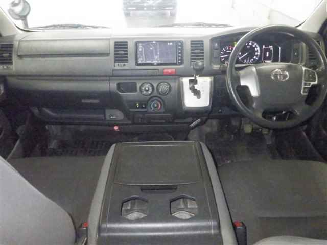 2020 Toyota Hiace 4WD ロングDX GLパッケージ auction photo 3