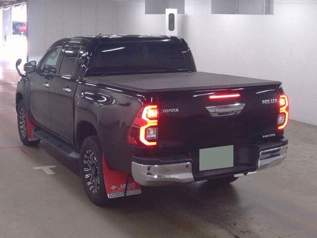 2022 Toyota Hilux Z 4WD auction photo 2