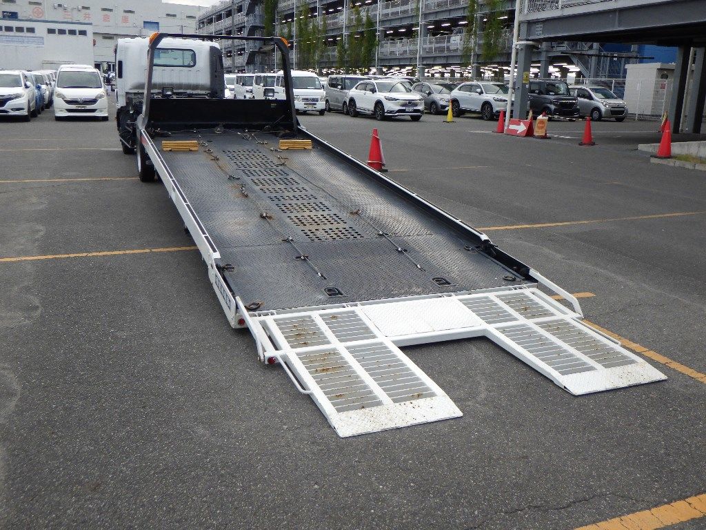 2015 Isuzu Elf 2-ton Sekisaisha auction photo 5