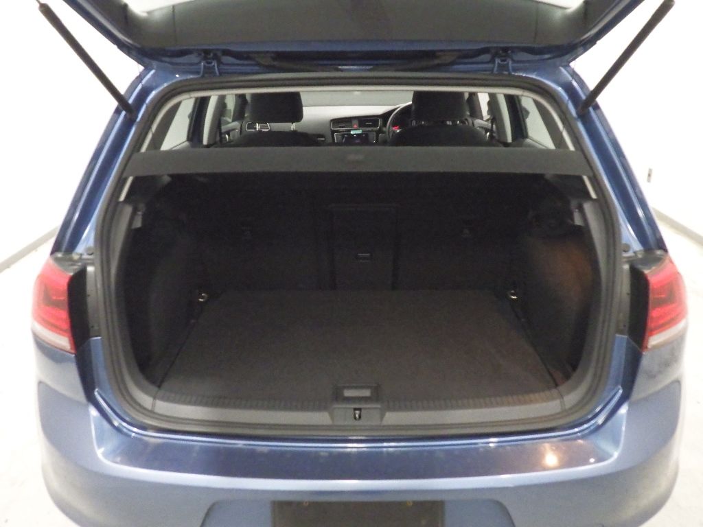 2013 Volkswagen ゴルフ 5HB TSIハイラインBMT auction photo 8