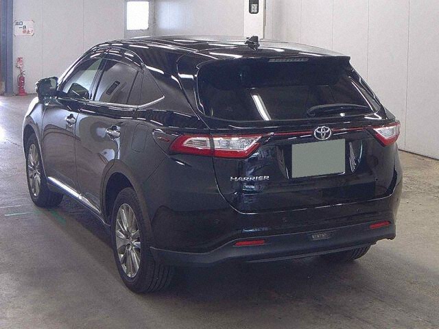 2019 Toyota Harrier premium auction photo 2