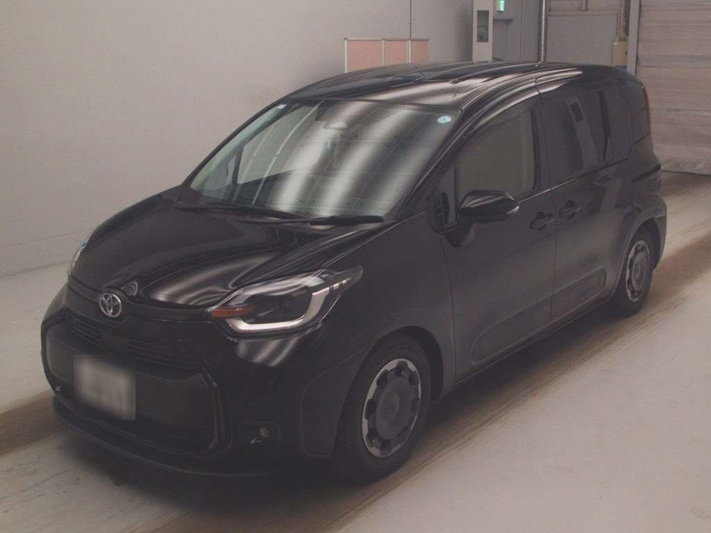 2025 Toyota Sienta ハイブリッドZ Japan auction vehicle