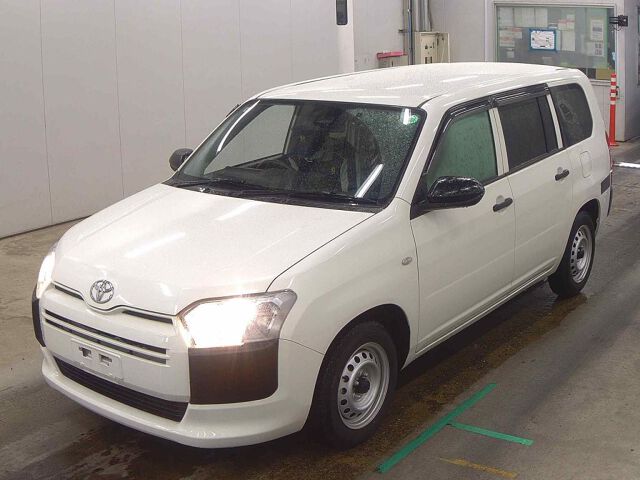 2023 Toyota Probox G auction photo 4
