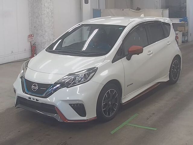 2017 Nissan Note E-POWER NISMO auction photo 4