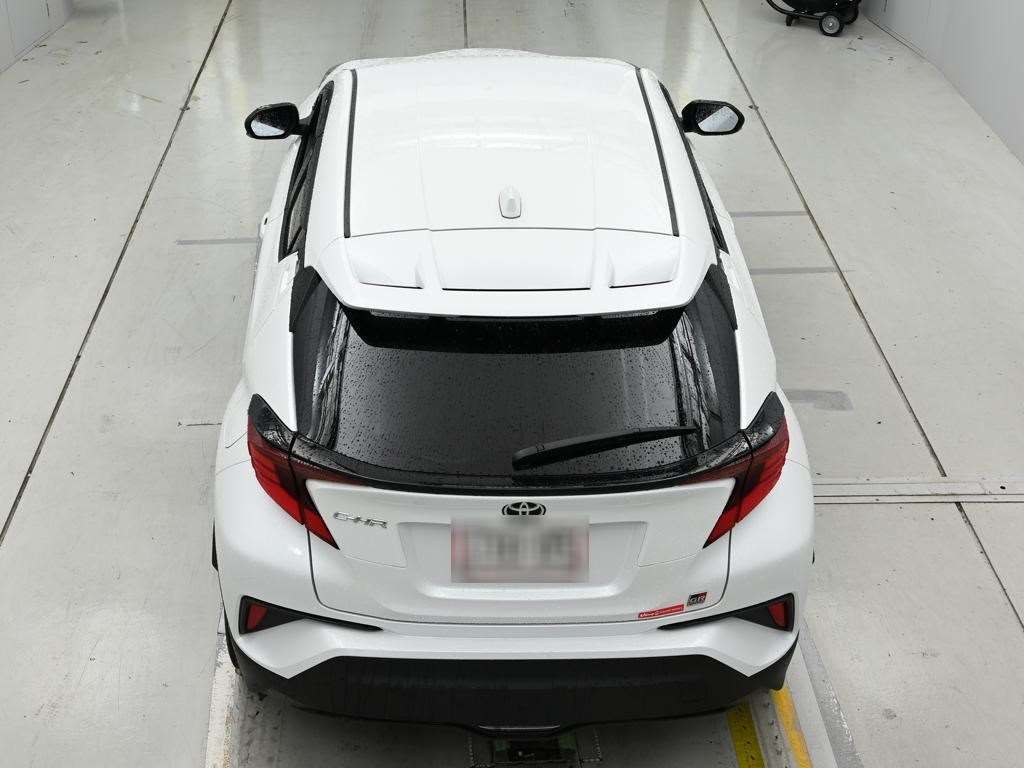 2023 Toyota C-HR S-T GRスポーツ 4WD auction photo 8