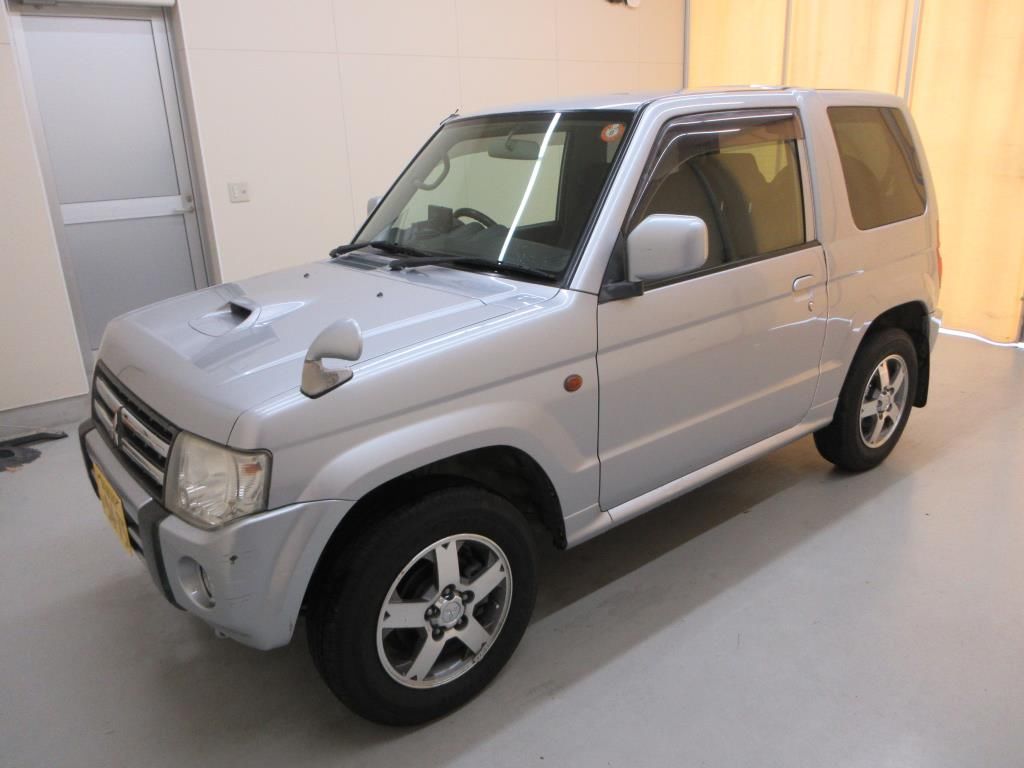 2008 Mitsubishi Pajero Mini 4WD VR auction photo 4